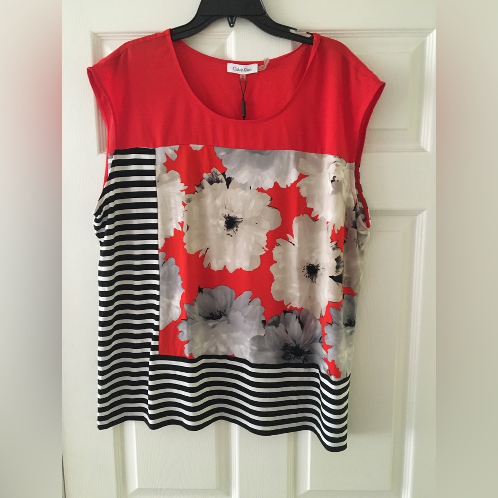 Sz 2X Calvin Klein top, NWT